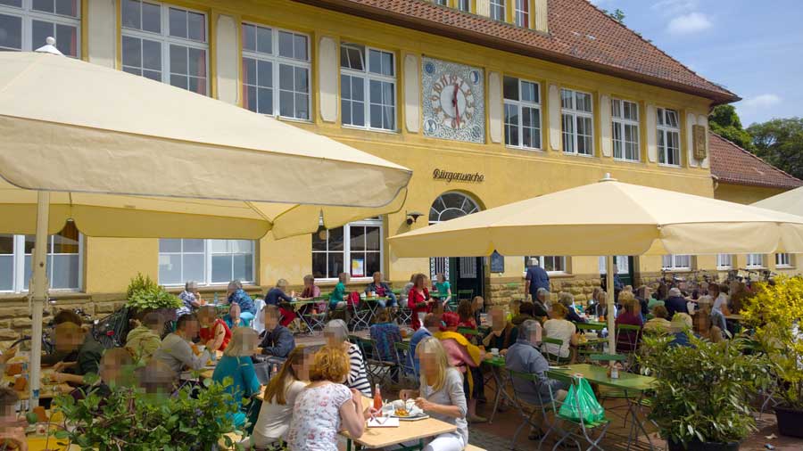 Biergarten der KaffeeWirtschaft auf dem Siegfriedplatz in Bielefeld